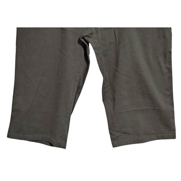 Northcrest Classic Womens Khaki Green Capri Pants Size 16 Cotton Blend - Picture 7 of 9
